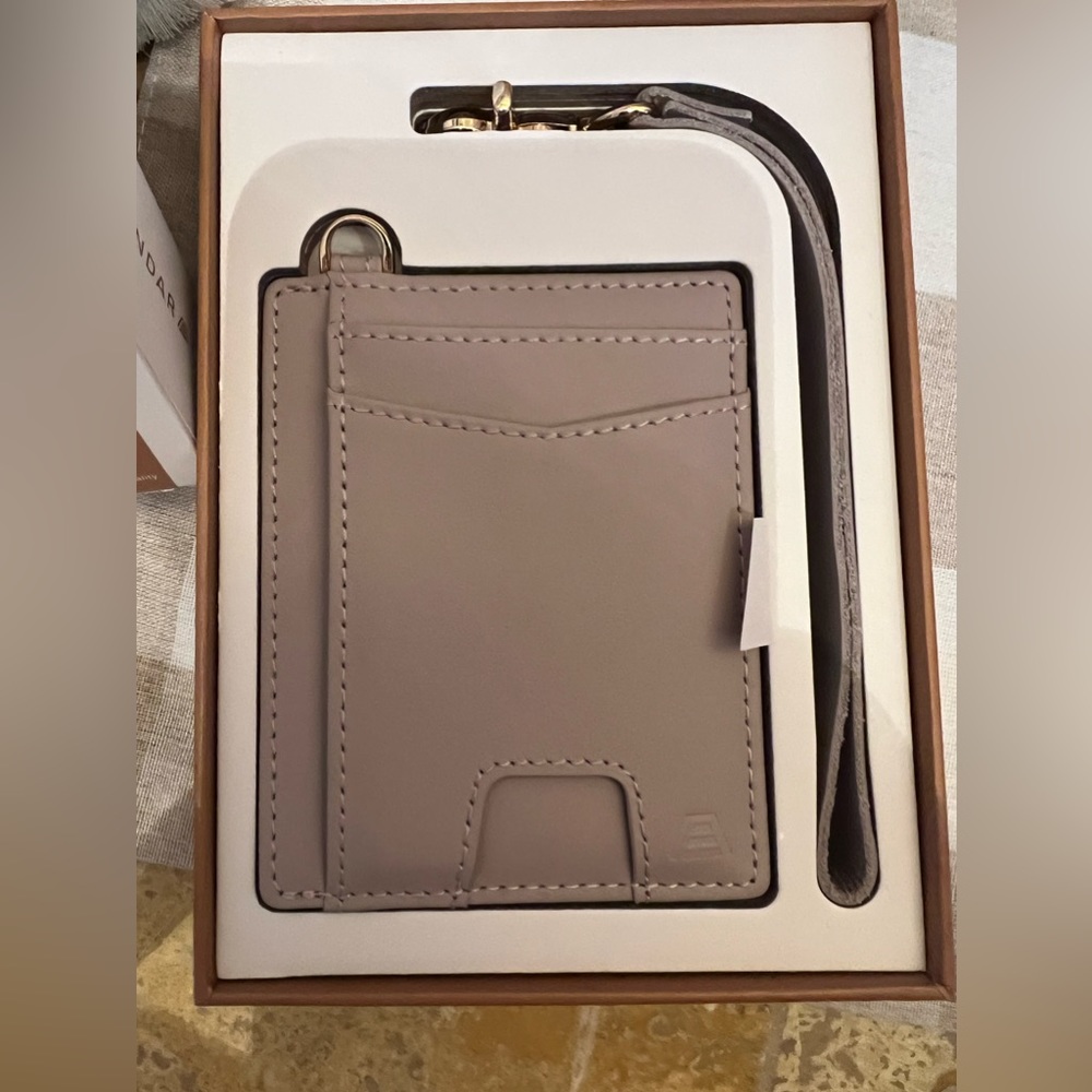 Andar Denner a wallet Lilac